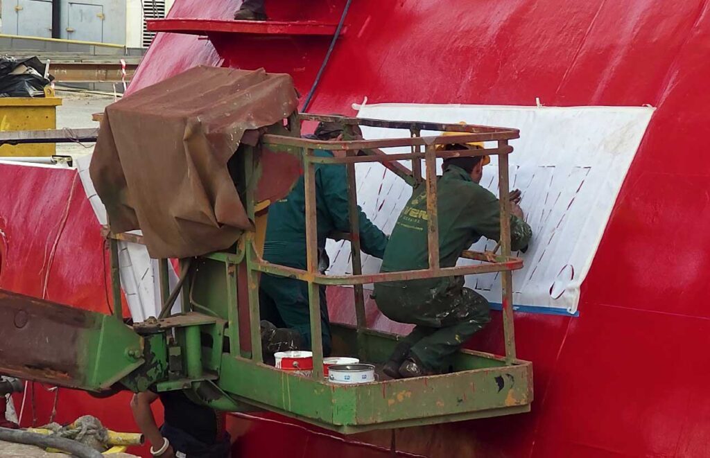 Βαφή λογοτύπων πλοίων Βεντούρης Αναστάσιος