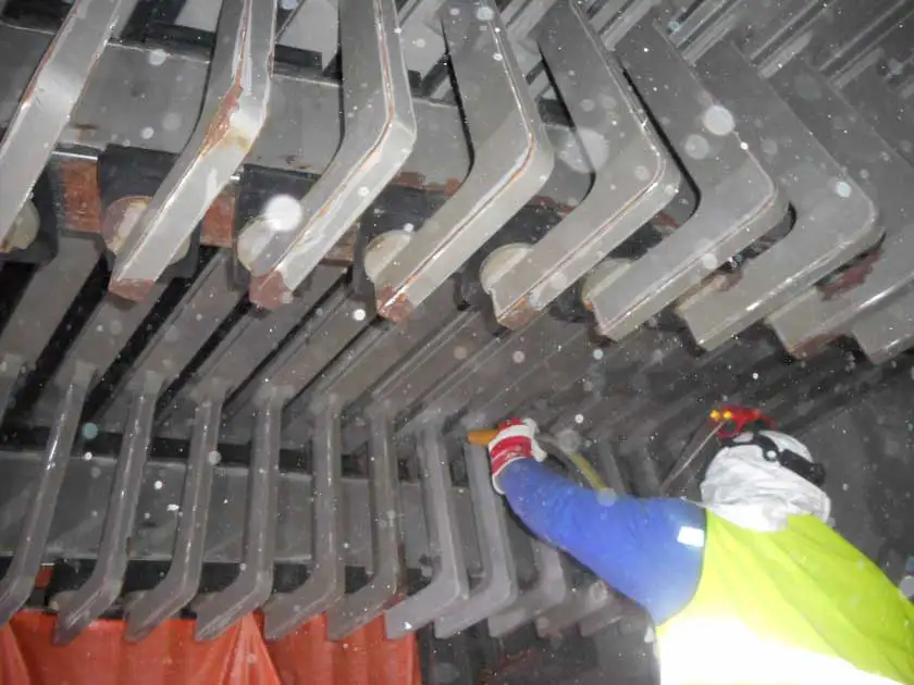 Συντήρηση γέφυρας ριου αντιριου με σπογγοβολη ventouris anastasios 3