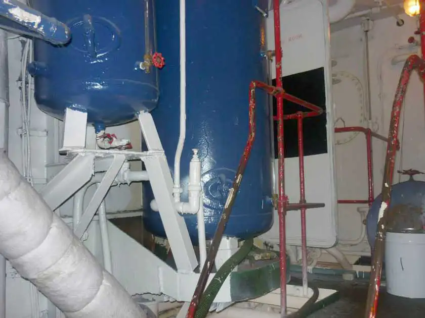 Συντήρηση και επισευή πλοίου 9