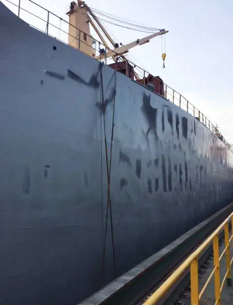 Συντήρηση και χρωματισμός στο πλοίο captain andreadis ventouris anastasios 2