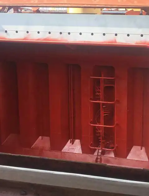 Συντήρηση και χρωματισμός στο πλοίο captain andreadis ventouris anastasios 7